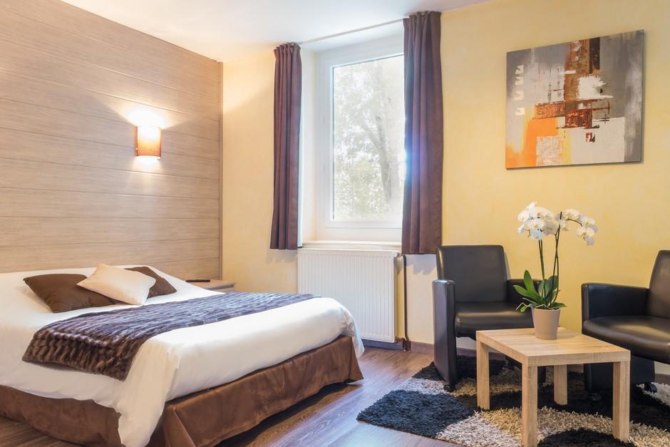Logis Des Monts Jura Hotel Pannessières
